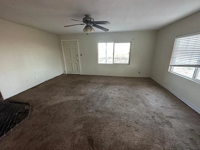 23523 3rd Ave — Photo 9