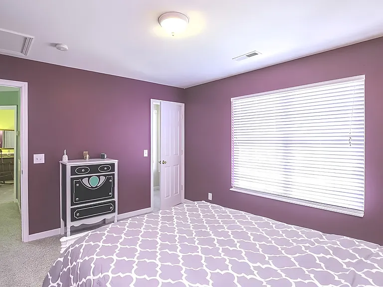 3015 Cairns Dr W — Photo 6