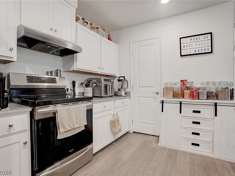 7890 Aurora Sky St #2 — Photo 6