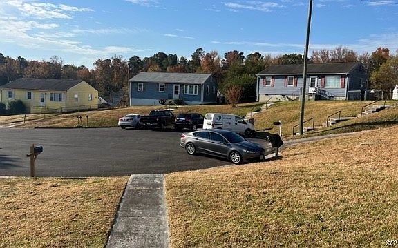 3rd image of 4510 Willowdale Ct