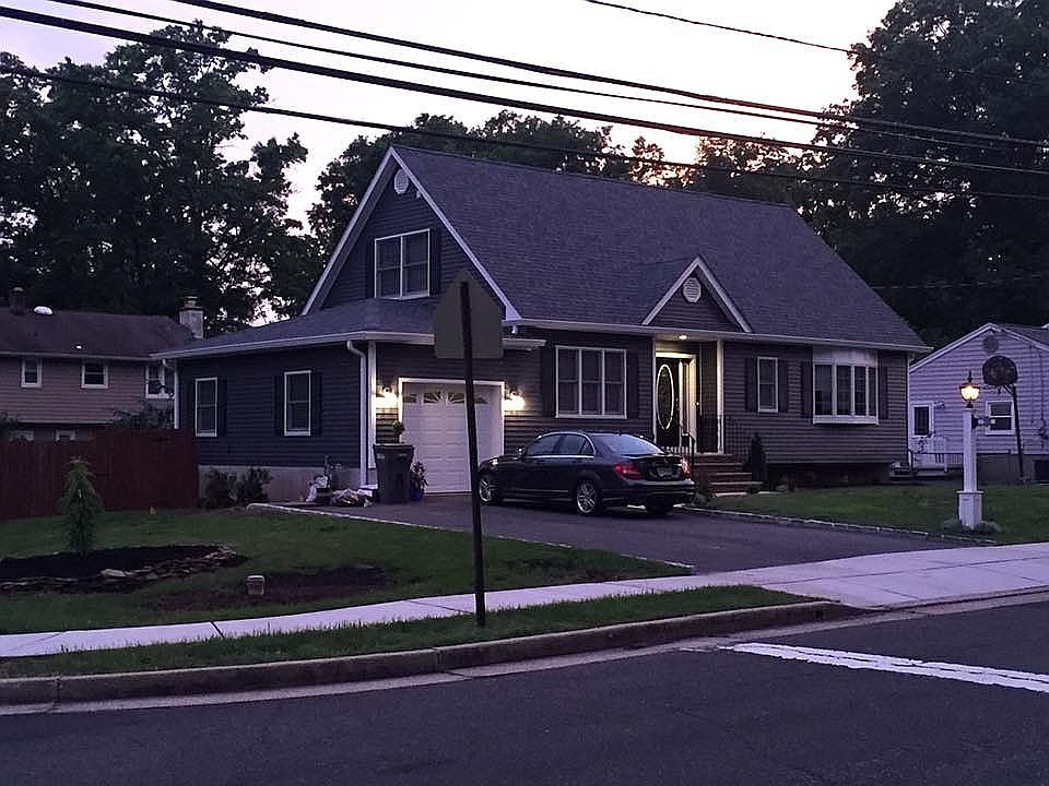 2nd image of 162 Blackford Ave