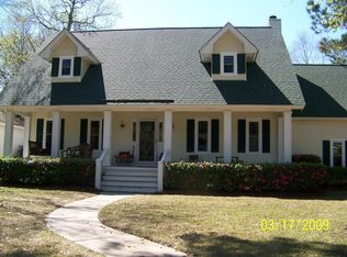 1 E Gazebo Ln, Savannah, GA 31410