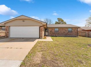 2325 NW 78th St, Lawton, OK 73505