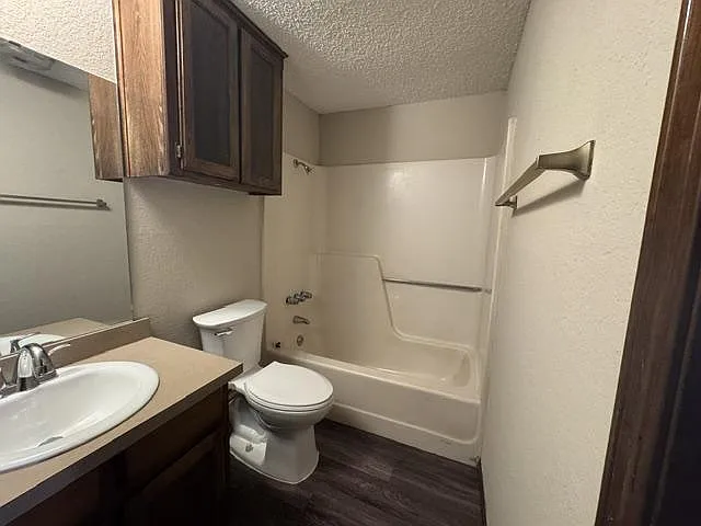 512 Nimrod Rd — Photo 13