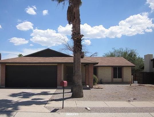 1st image of 4551 W Lynn Cir