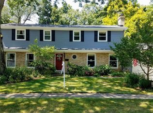 2403 Shannon Dr, Valparaiso, IN 46383