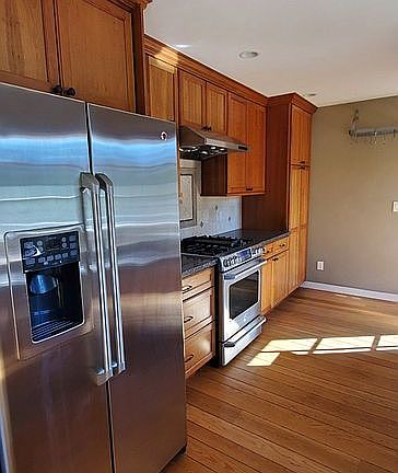 3rd image of 55 Tulip Ln
