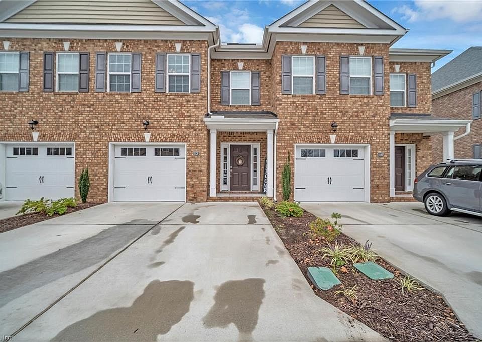 1st image of 1128 Chatham Ln #8