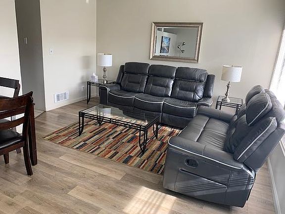 3rd image of 379 Coronado Ave #5