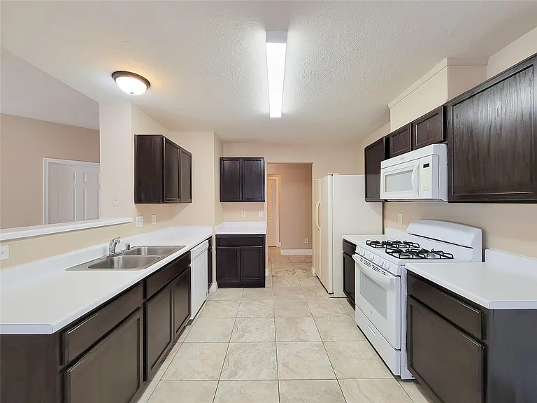 9319 Knockomie Ct — Photo 11