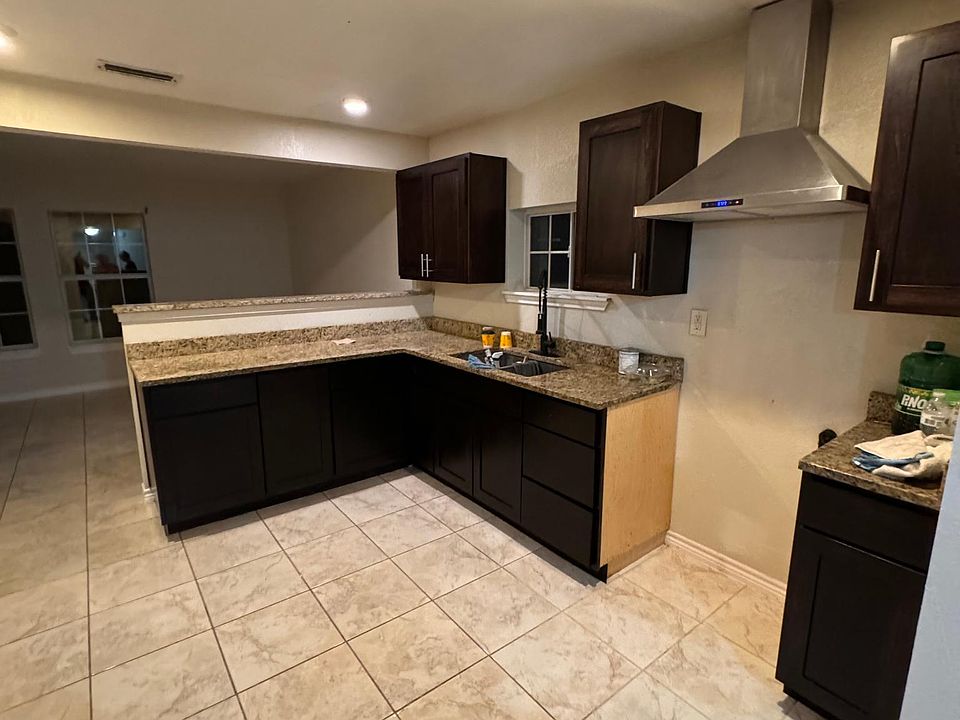 1st image of 5118 Cien Dr