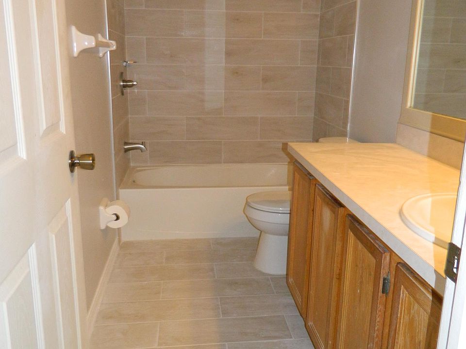 1st image of 630-630 Kensington Lake Cir