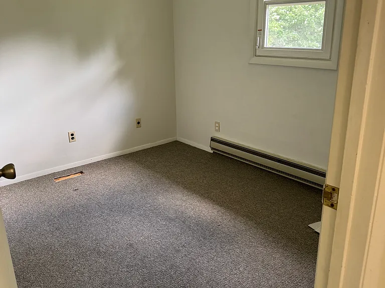 86 Pinecrest Dr #1D — Photo 9