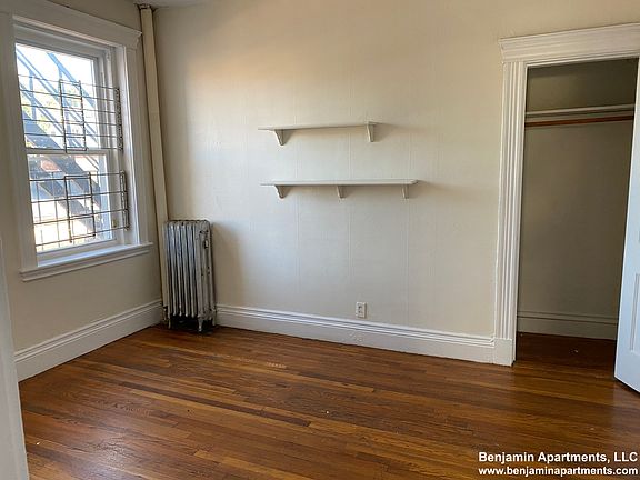 2nd image of 5 Walbridge St #30