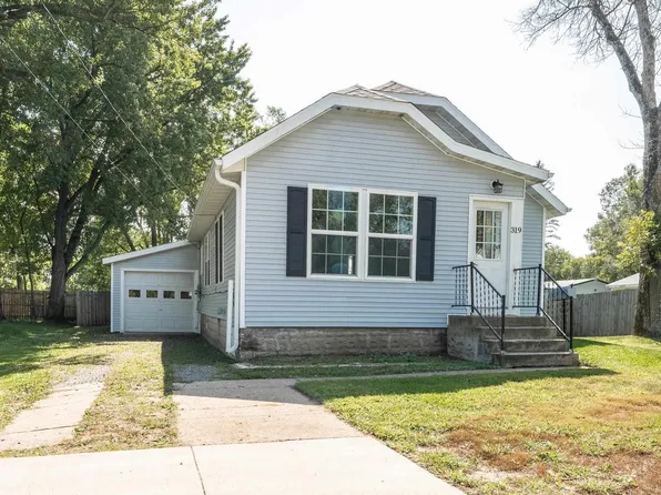319 WOOD AVENUE, Nekoosa, WI 54457