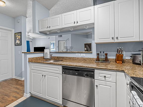5th image of 3219 Tuscany Way