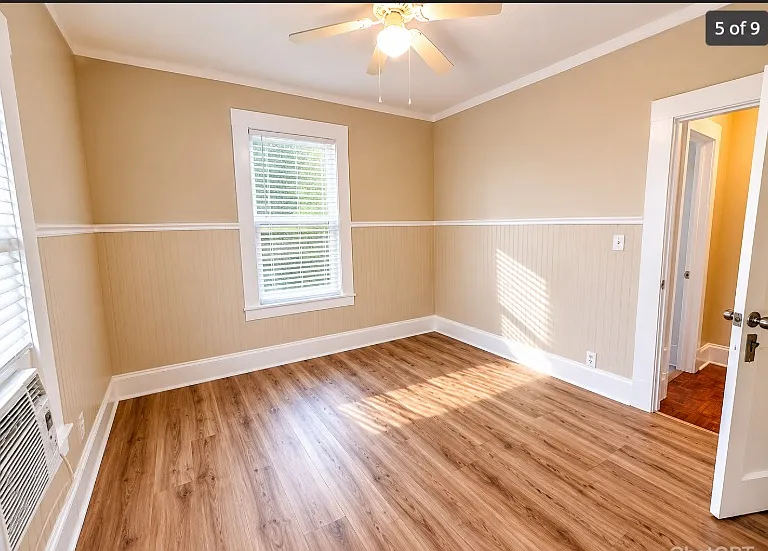 4325 Woodlawn St — Photo 3