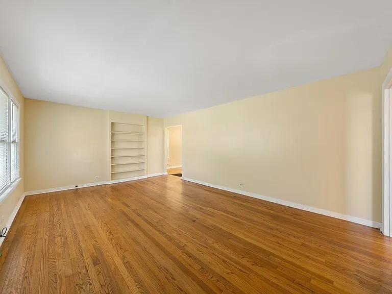 229 Alexander Hamilton Dr — Photo 5