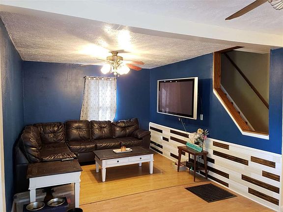 2nd image of 1140 Edwardsburg Ave