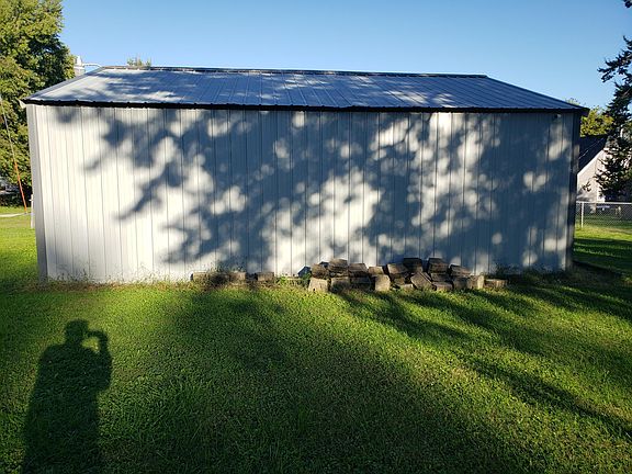 2nd image of 508 Linden Ct