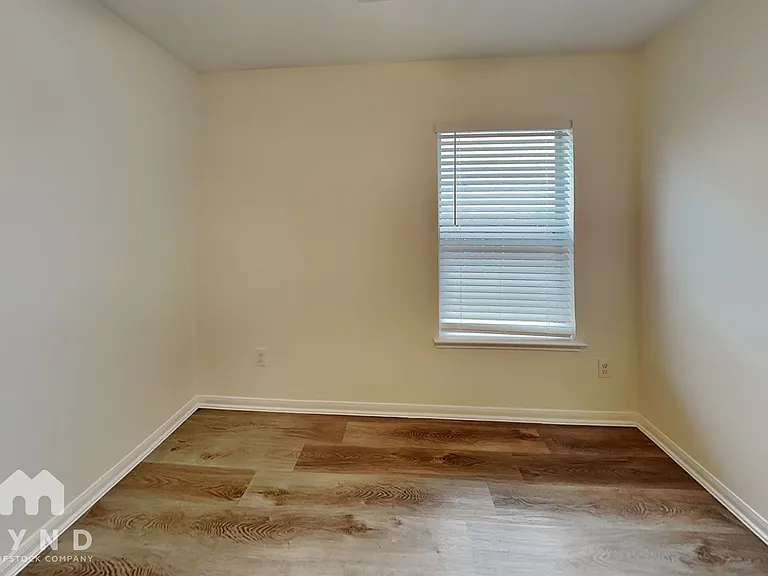 4511 Monarch Blue Ln — Photo 13