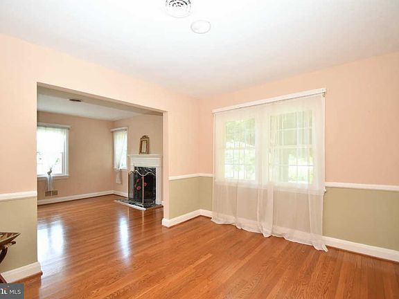 5th image of 23 Lake Dr