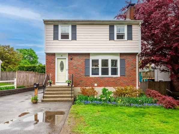 36 Wentworth St, Dedham, MA 02026