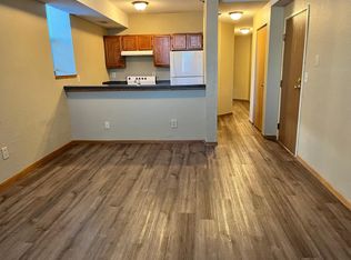 760 Mount Curve Blvd APT 302, Saint Paul, MN 55116