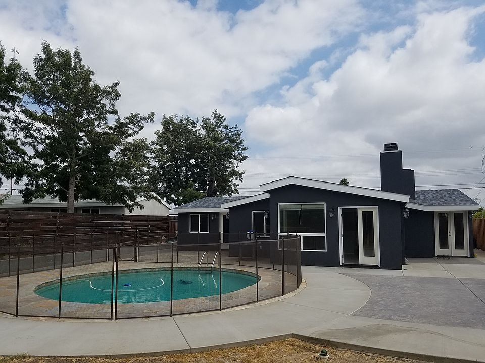 1st image of 2544 Raymell Dr
