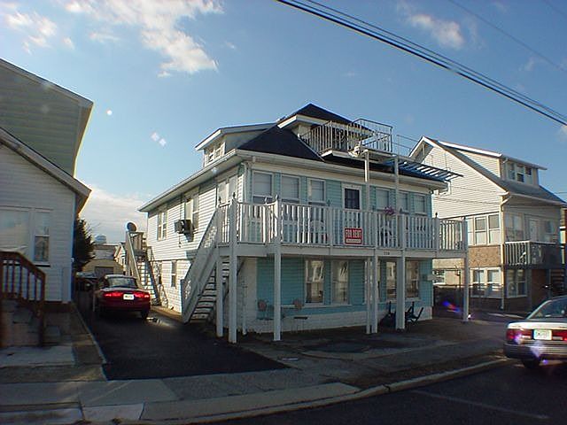 1st image of 225 Franklin Ave