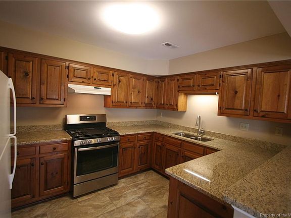 3rd image of 622 Guy Ln