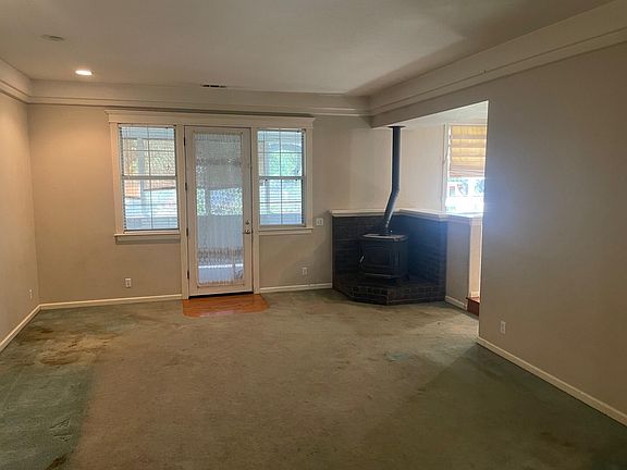 4th image of 14245 Molluc Dr