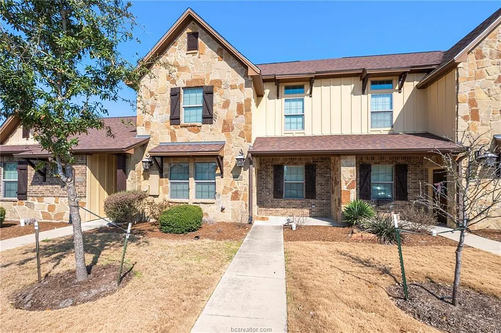 4 bed, 1853 sqft, $600 — Photo 1