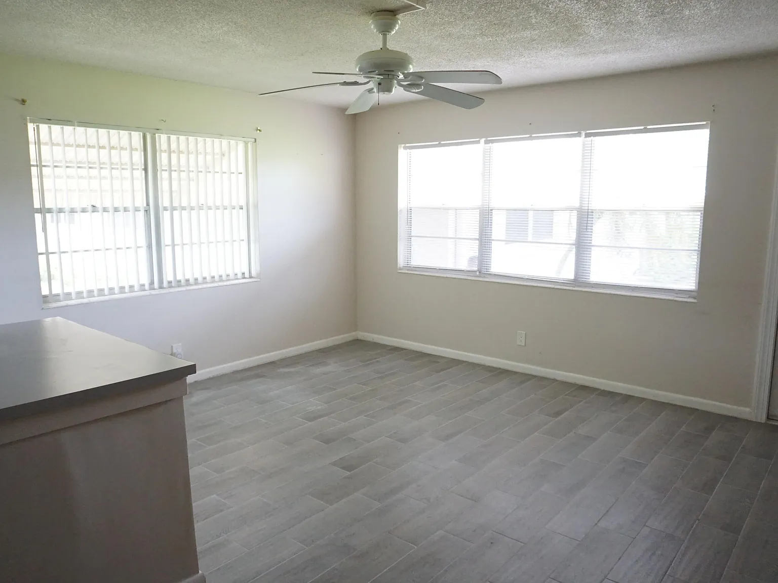1 bed, 1.5 bath, 684 sqft, $1,450 — Photo 2