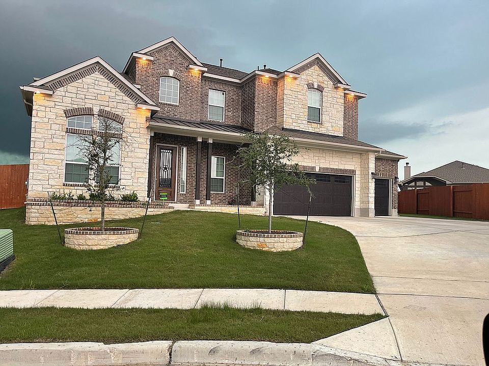 1st image of 187 Lacy Oak Dr