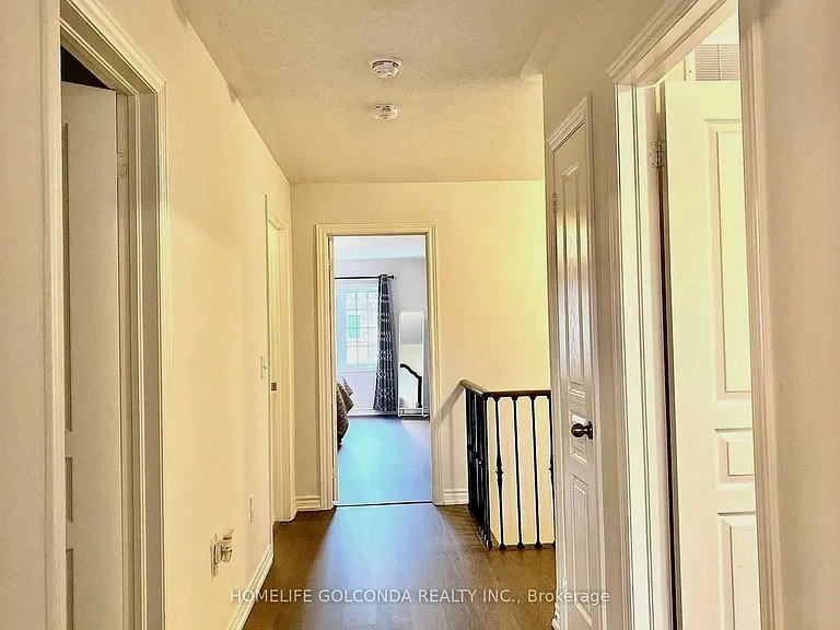 1450 Chretien St — Photo 19
