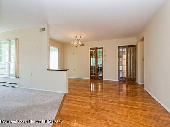 3rd image of 29 Redhill Rd