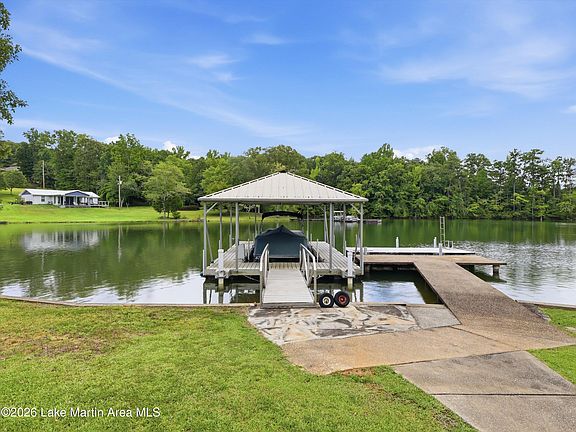 4th image of 93 Burnswood Dr