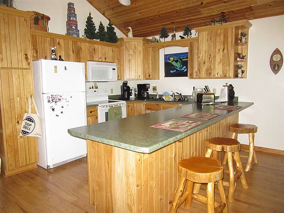 3rd image of 6874 Smith Lake Dr