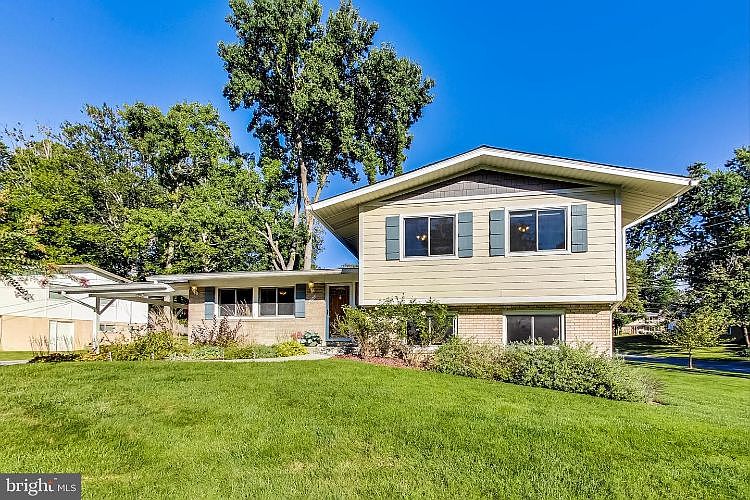1st image of 13801 Arctic Ave
