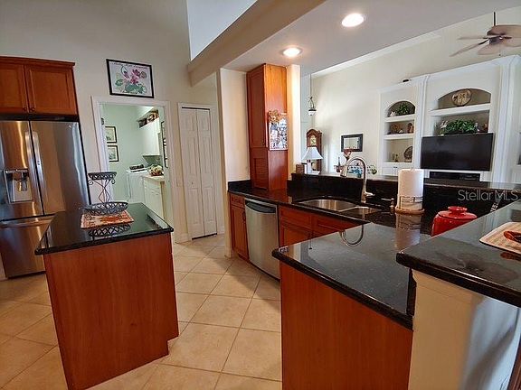 5th image of 4717 Almar Dr