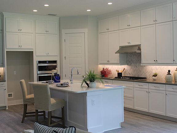 5th image of 193 Freshwater Dr