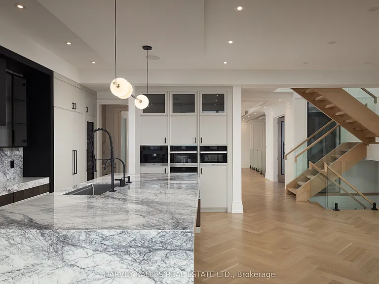 217 Richview Ave — Photo 11