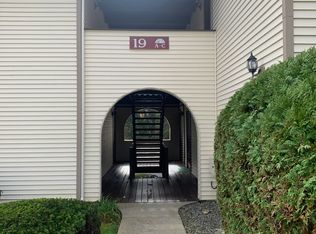 19 Vandidoort Dr UNIT 2B, Fishkill, NY 12524