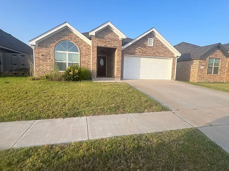 4617 Crosley Ln — Photo 1