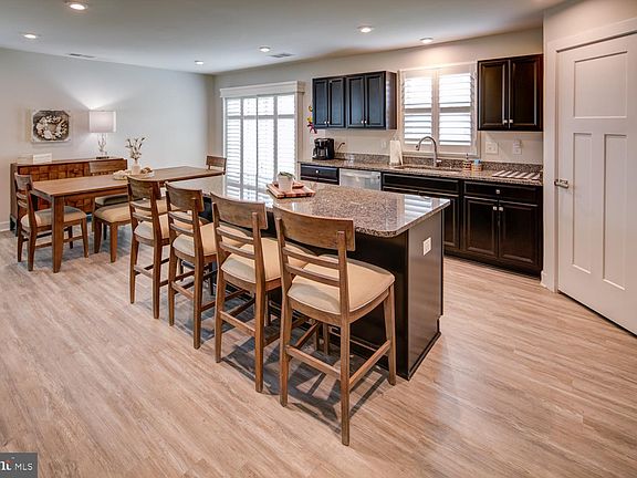 4th image of 25300 Tannin Cir