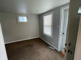 17475 Lowell St, Roseville, MI 48066