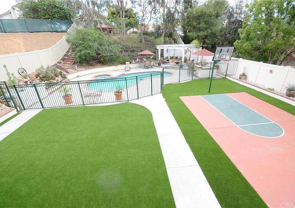 1st image of 24265 Saradella Ct
