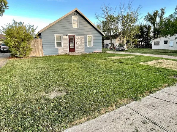 131 3rd Ave NW, Cut Bank, MT 59427