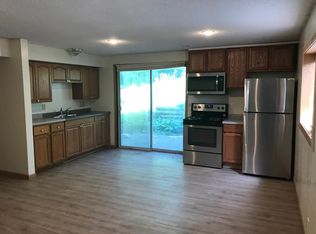 13017 County Road 5, Burnsville, MN 55337